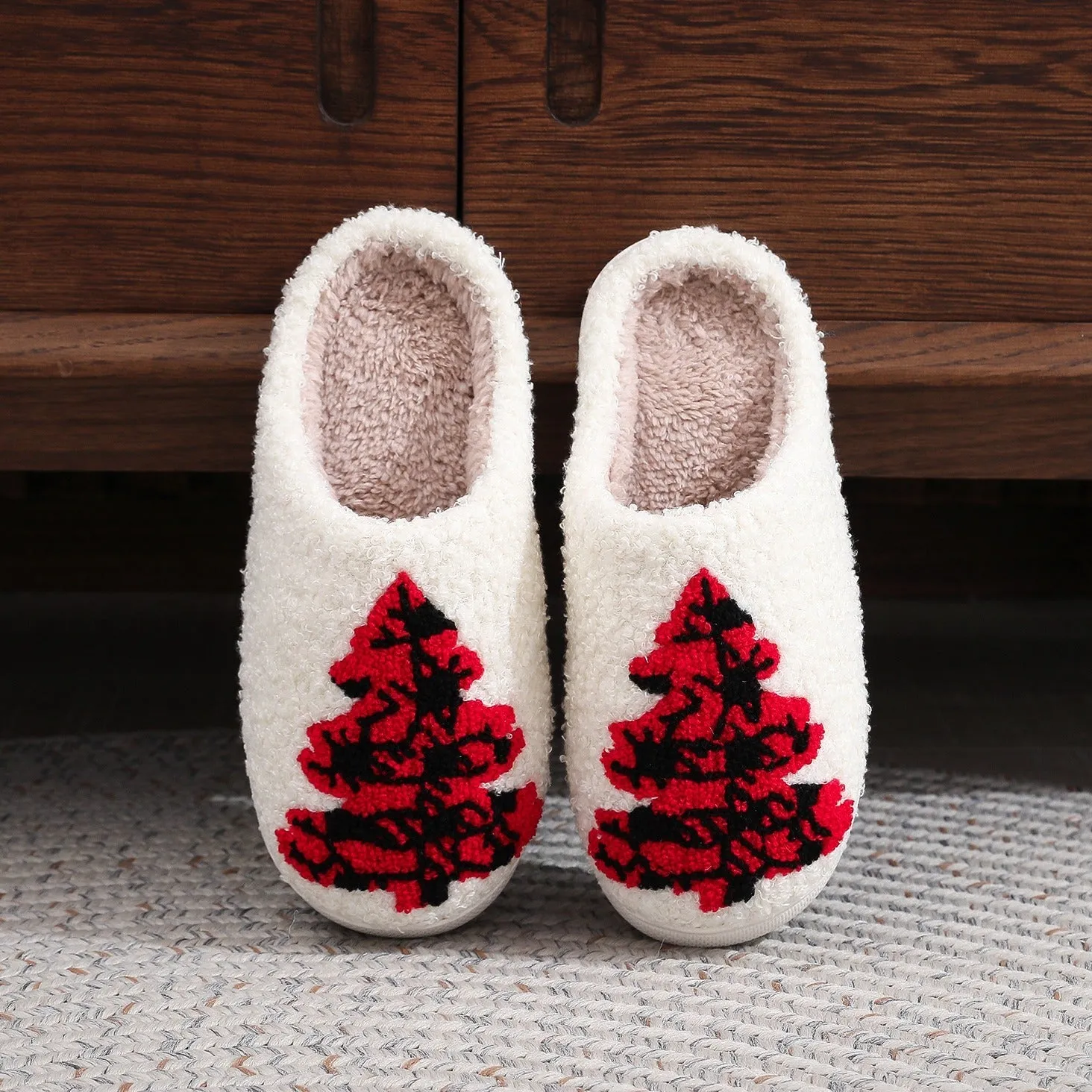 Christmas Tree Home Slippers Fashion Non-slip Floor Bedroom Slipper For Women Fuzzy House Shoes Winter, lioness-love