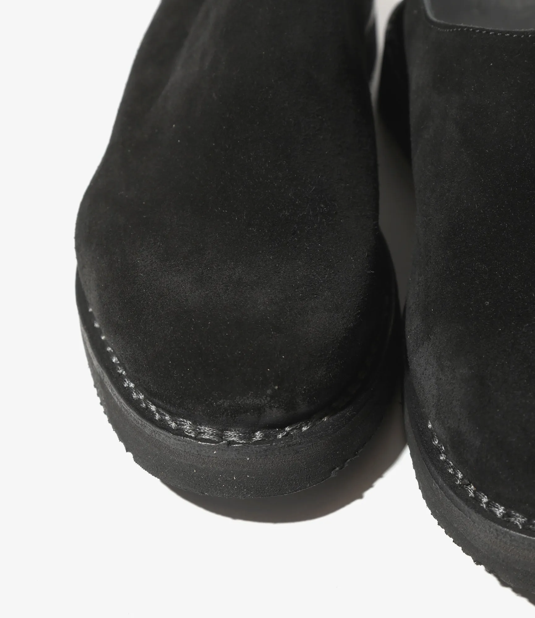 Mountain Slip-In – Black Suede